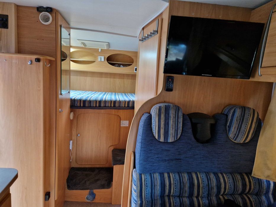 Autorulota semiintegrata Ford Chauson Flash O4 an 2007