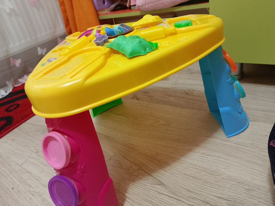 Măsuță pentru plastilina