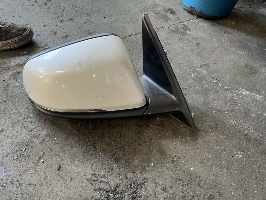 Огледало бмв х1 ф48 електрическо ( ogledalo bmw x1 f48 el pribirane )