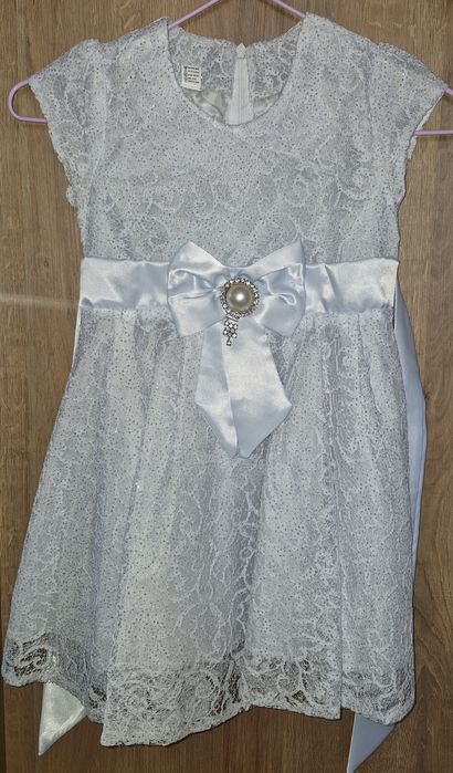 Нарядное платье для девочки