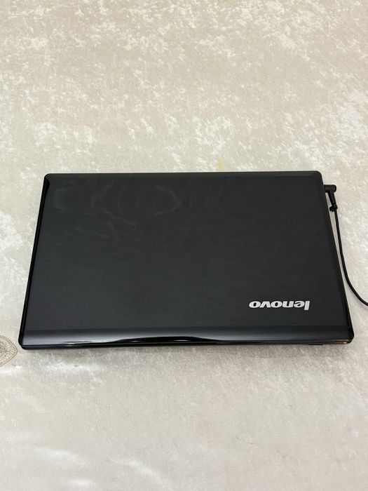 Ноутбук Lenovo