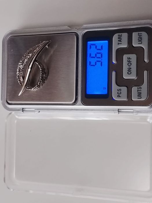 Veche brose in forma de vartej