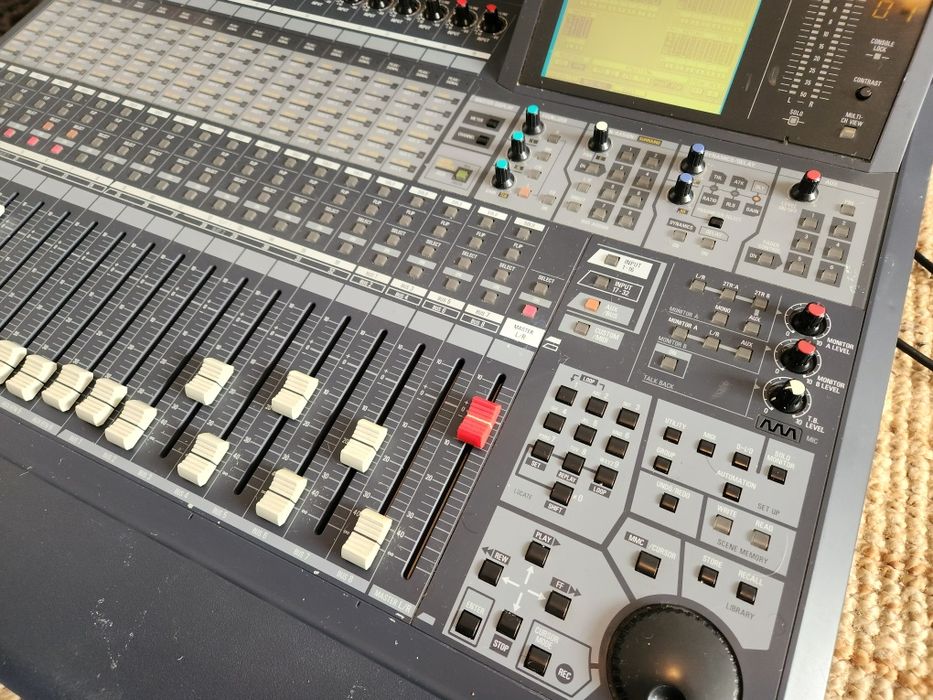 Mixer audio  de studio Ramsa wr da7 Made in Japan