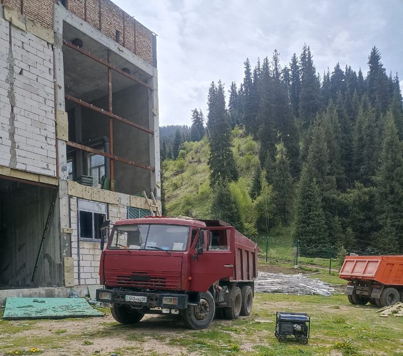 Услуги самосвала КАМАЗ  вывоз мусора