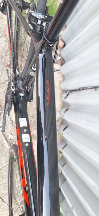 Продам карбоновый шоссейник TREK Emonda