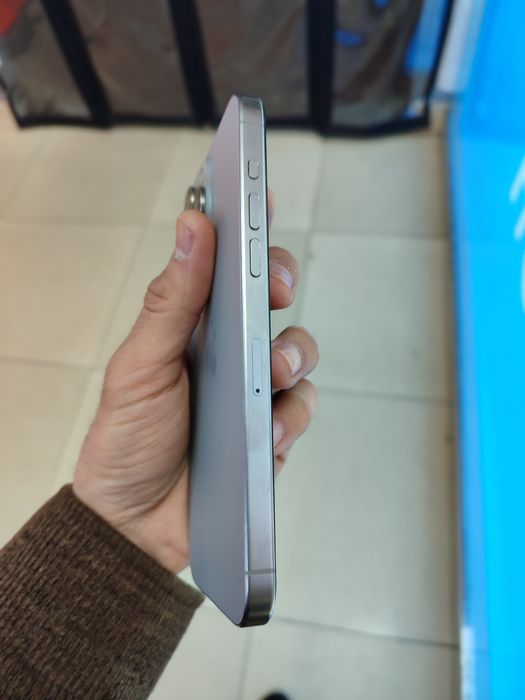 iphone 15 pro max 256gb | srochno | palasa | 555$