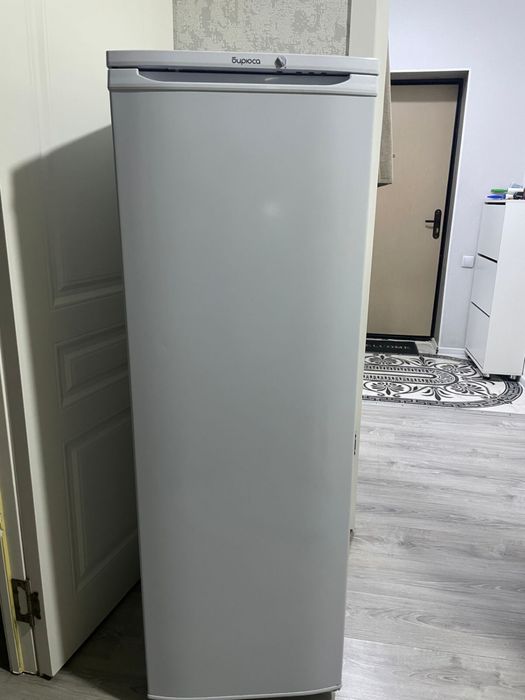 Продам холодильник бирюса