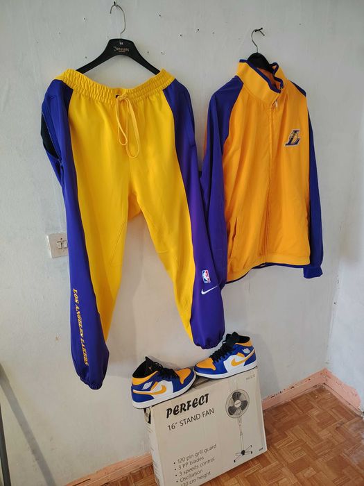 Екип на LA  Lakers