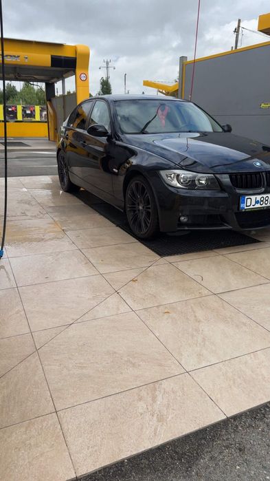 BMW E90 320i • Automat • Pachet M • 2007 •