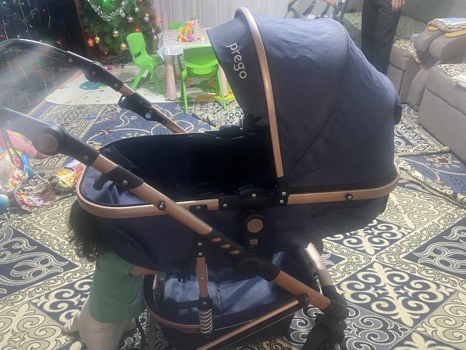 Две детская коляска