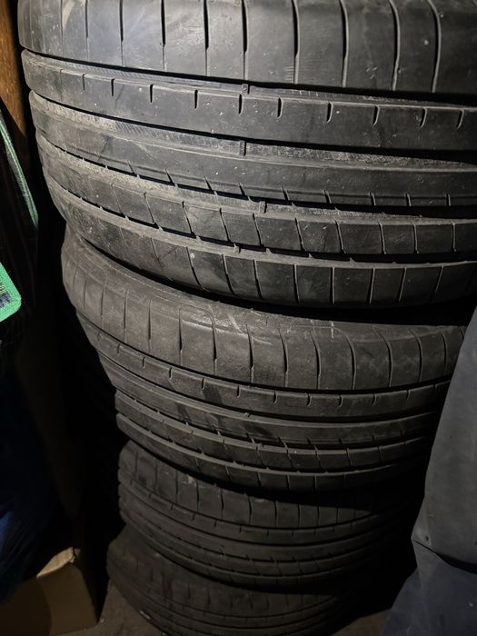 Шины 255/45/R18 4шт GOODYEAR