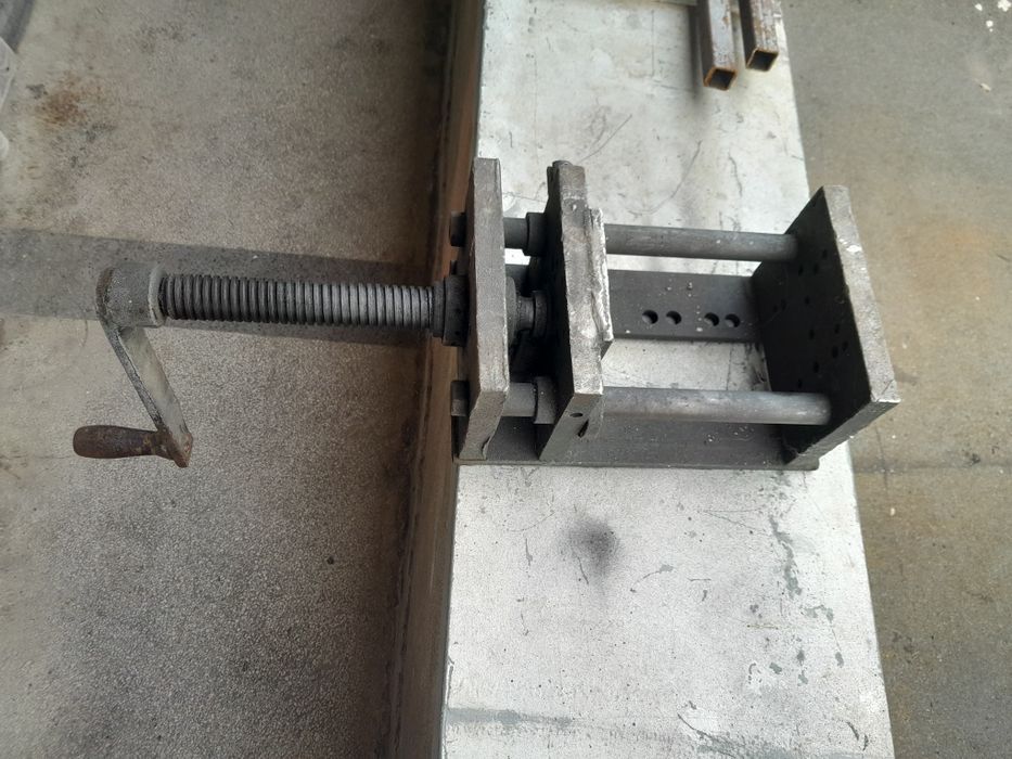 Менгеме Преса...