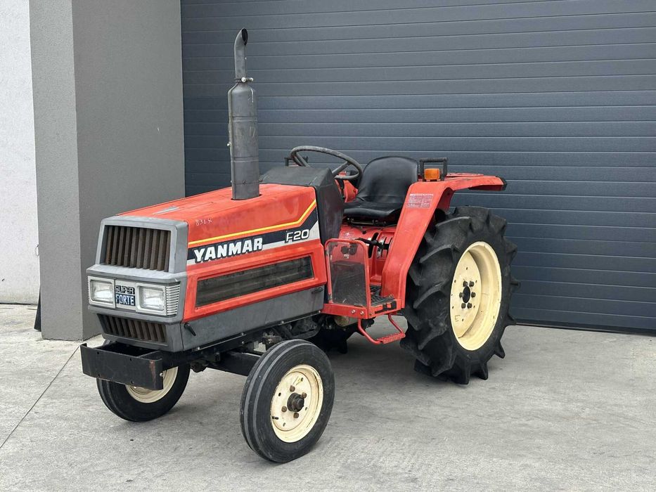 Tractoras japonez Kubota- Iseki- Yanmar cu freza de sol