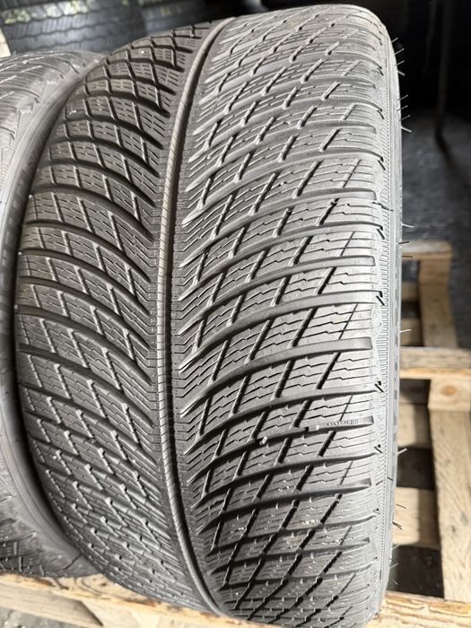 2 anvelope iarna 275/35/19 Michelin app noi DOT 2025