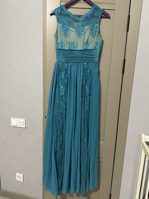 Срочно продам вечернее платье