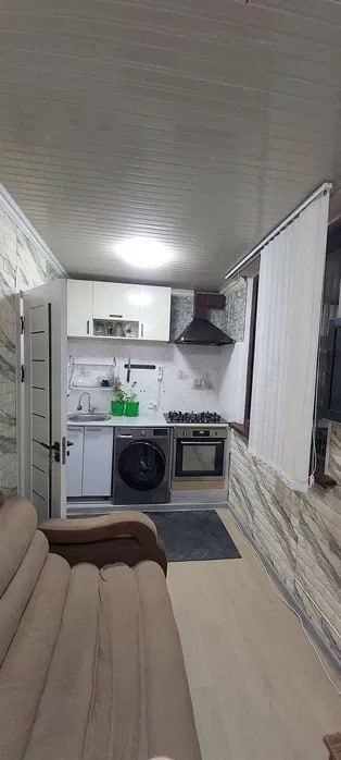 Продажа Чиланзар 24 квартал 1/5/5 Кирпичный дом,балкон 2*6