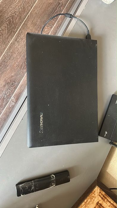 Продам ноутбук Lenovo срочно