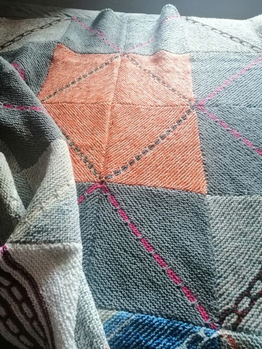 Ръчно плетено  покривало за легло, диван