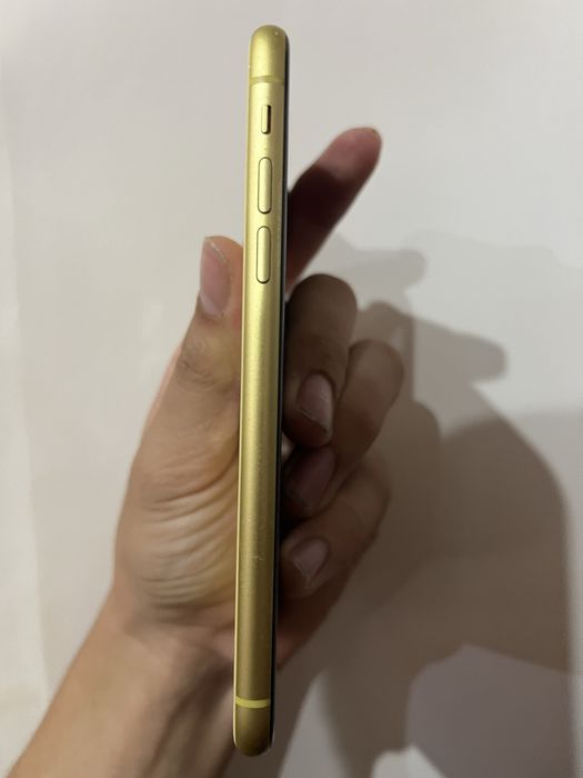iPhone 11.