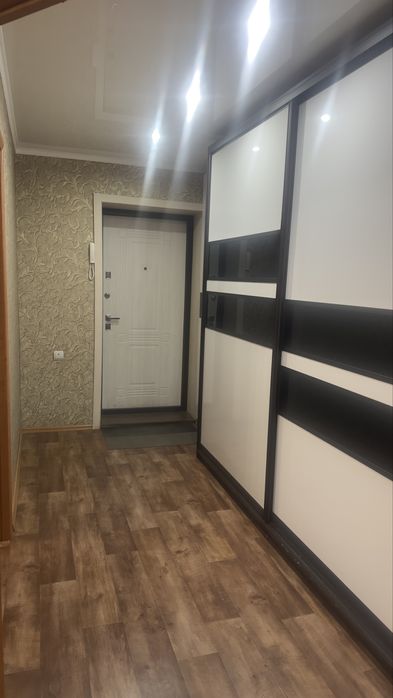 Продам 2 комнатную квартиру