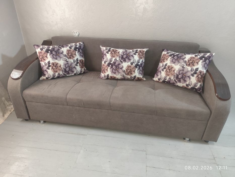 Диван тахта с боковинами