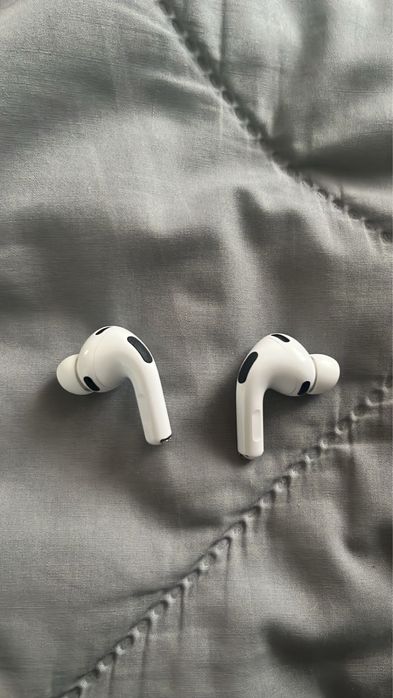 Продам airpods pro3