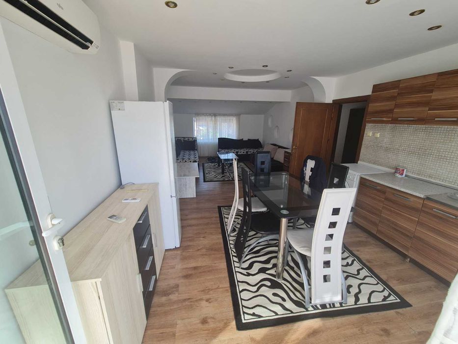 Продава се Тристаен апартамент в Пловдив, Център - 112 кв.м за 1500 €/кв.м - Снимка #2