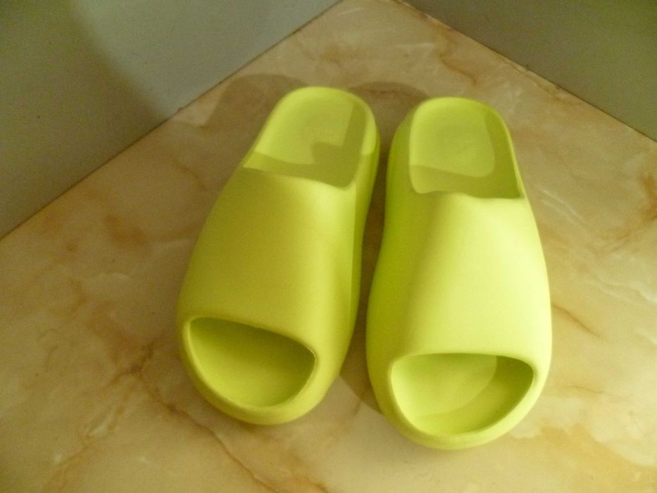 ADIDAS чехли №39