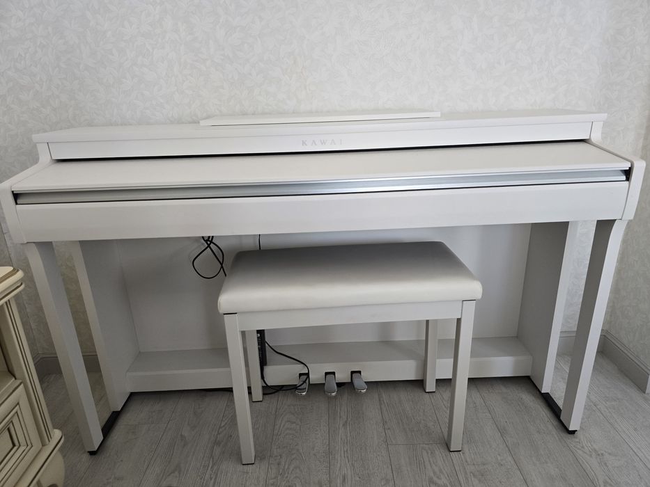 Продам электро пианино