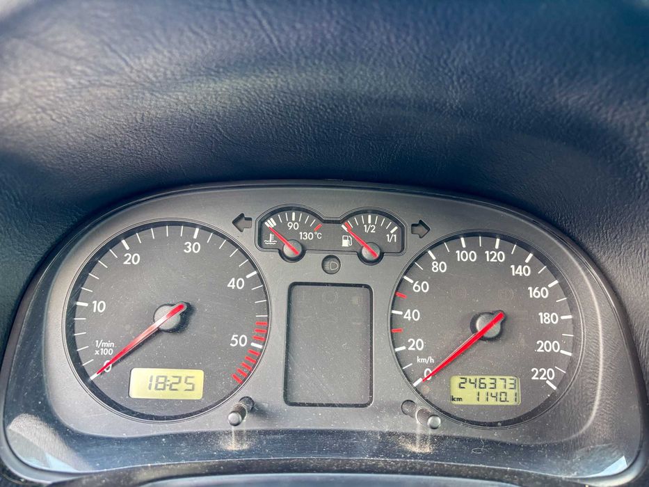 Продавам VW Golf 4 1.9 TDI (90 кс), 2000 г., 246 000 км