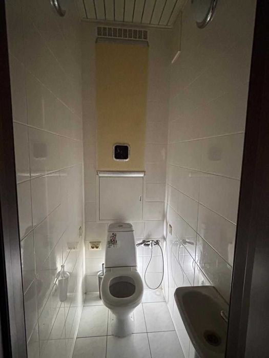 продам 3 комнатную квартиру