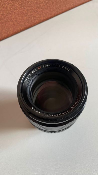 Обектив Fujifilm Fujinon XF 56mm F/1.2 R