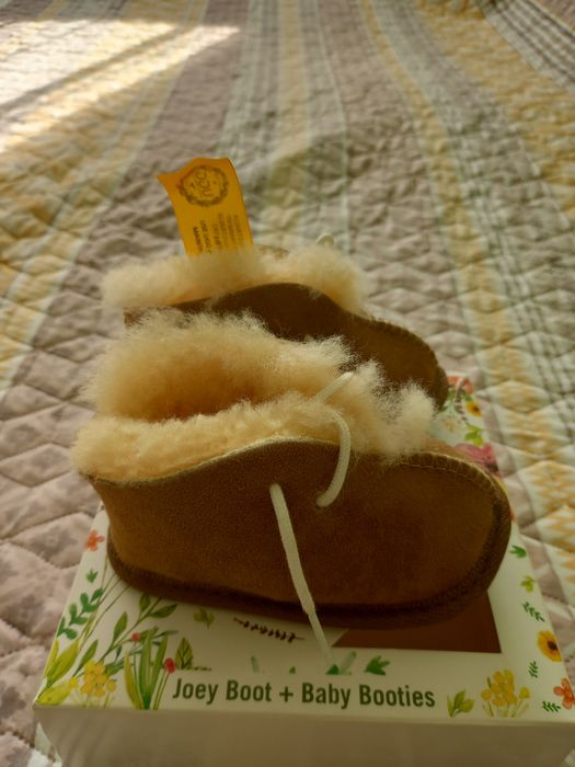 Бебешки буйки UGG