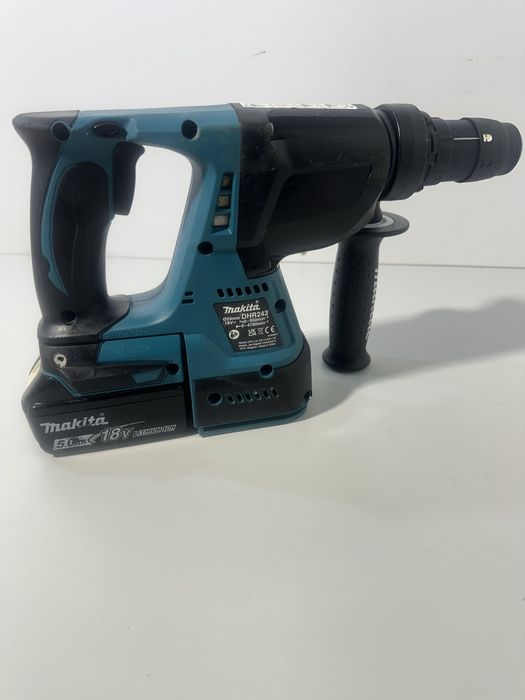 Makita DHR 243 totopercutor