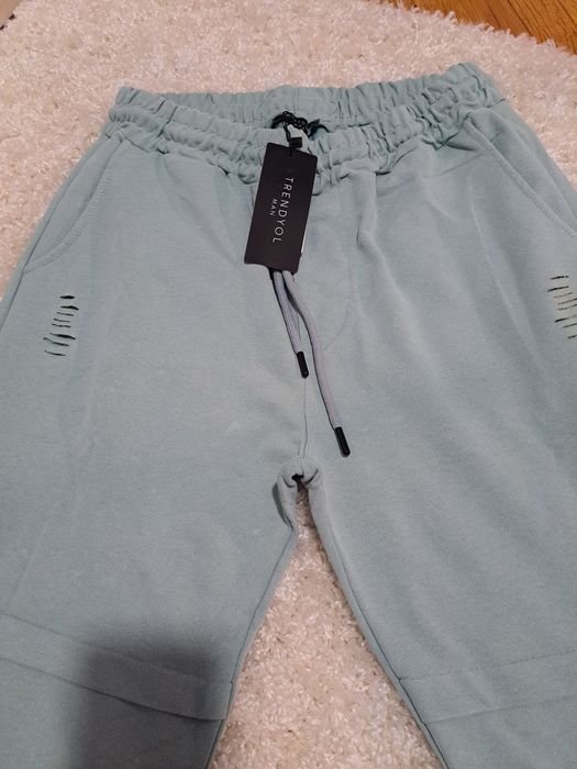 Спортен панталон М размер