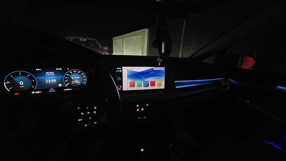 VW Golf 8 2021, 2.0 TDI - 16.199 euro - pret redus de la 16.499 euro