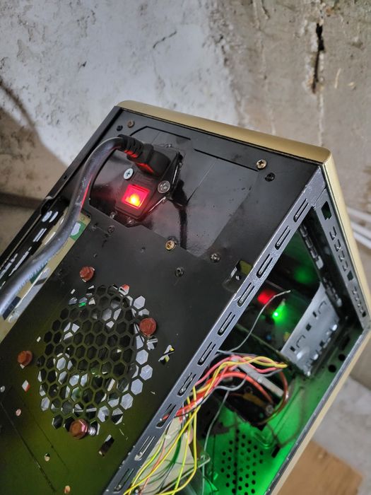 Aparat de sudura in puncte