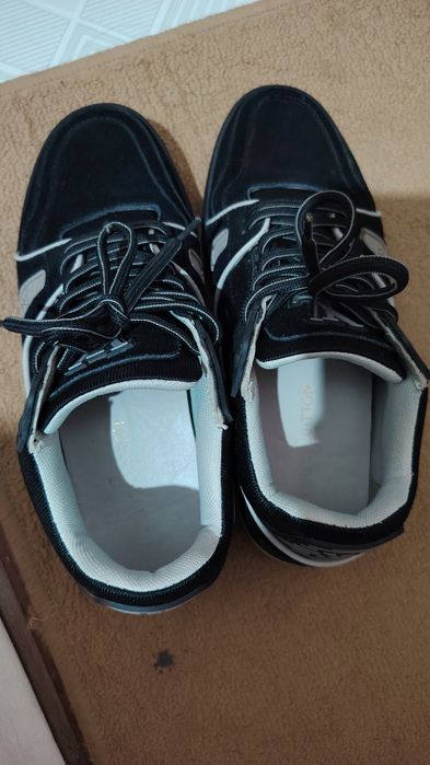 Louis Vuitton крассовка срочно сотилади