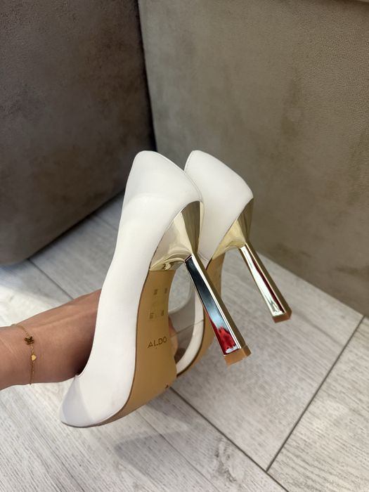 Дамски обувки на ток ALDO