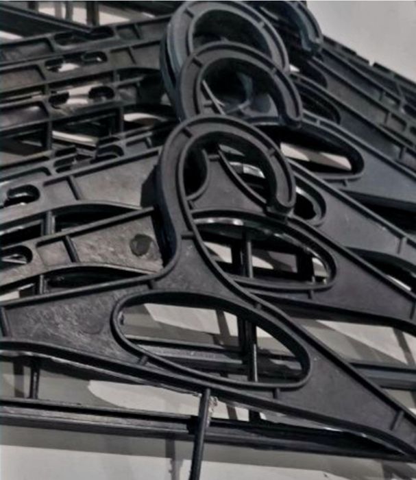 Вешалки для одежды