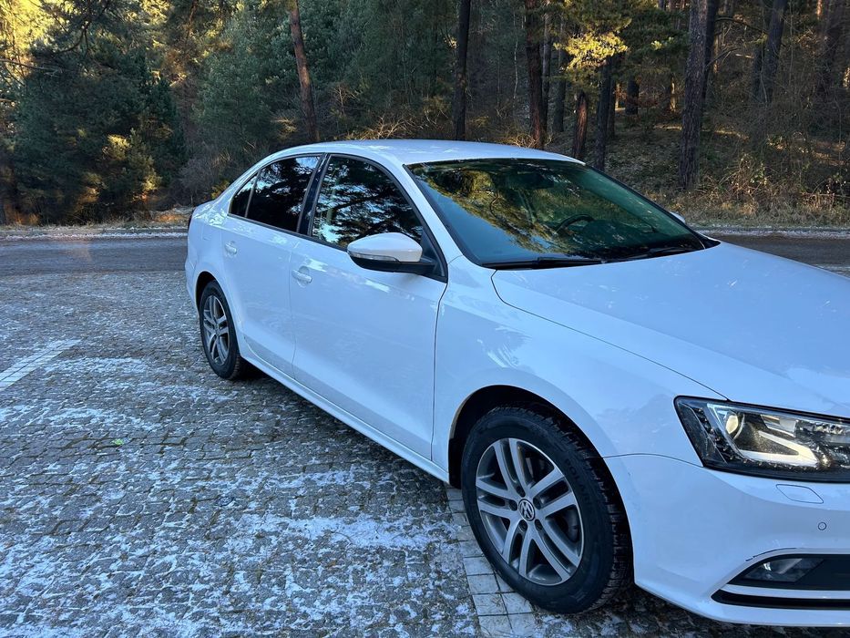 Volkswagen Jetta Jetta 1.2 TSI,Bluemotion tehnology,primul proprietar