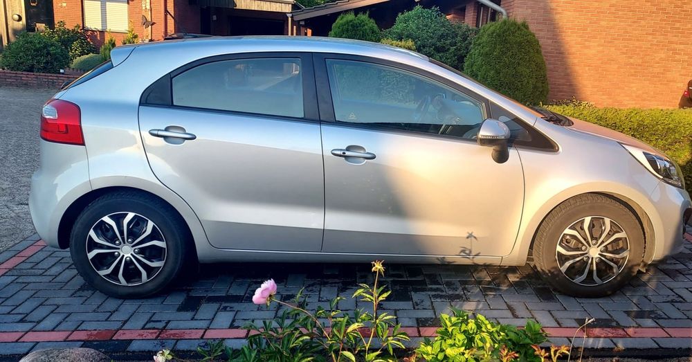 KIA Rio 2015 — imagine 3