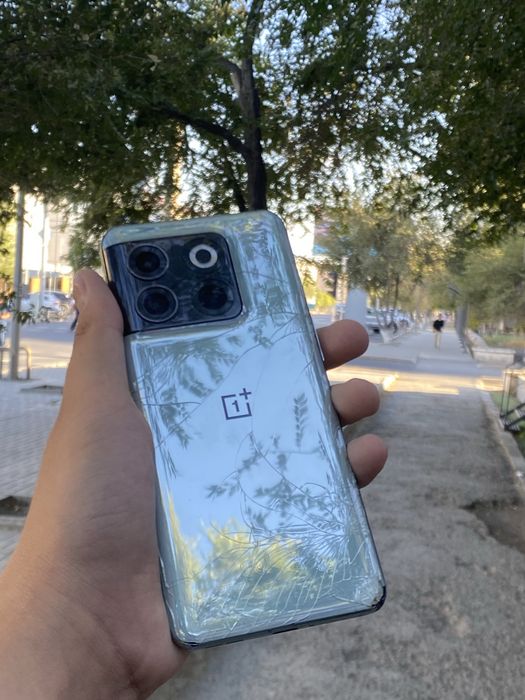Смартфон Oneplus 10t