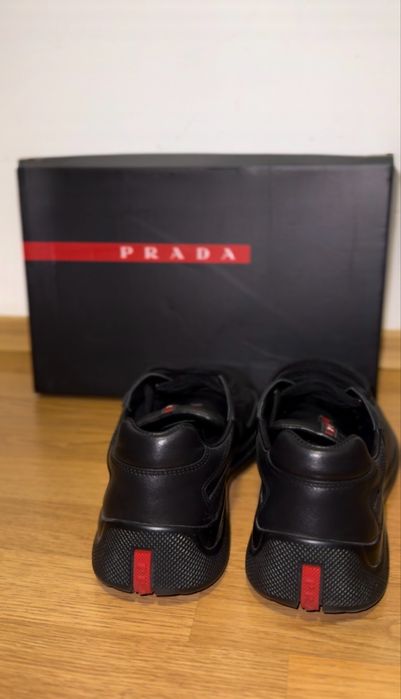 Мъжки обувки Prada