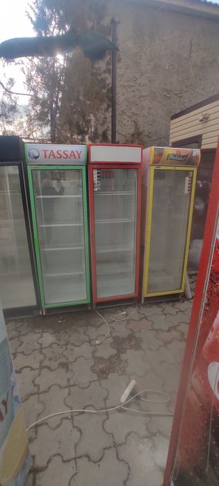 Холодильники стеклянные