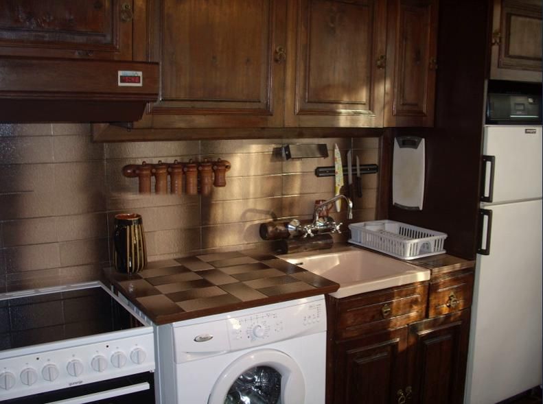 Дава се под наем Тристаен апартамент в София, Стрелбище - 96 кв.м за 700 € - Снимка #3