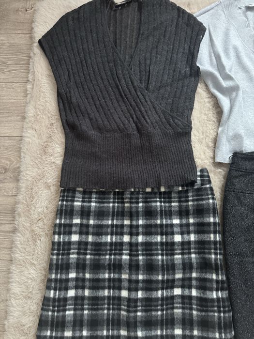 Lot 2 fustite/2 veste de iarna!!pret ptr toate