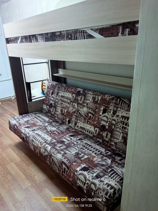 Двухъярусная кровать с диваном