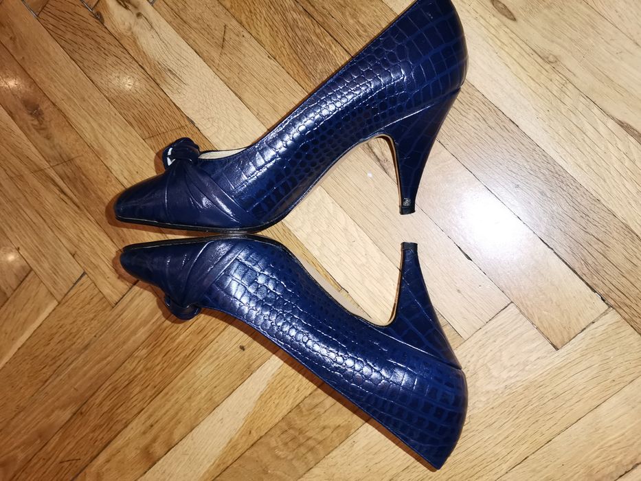 Дамски елегантни обувки от естествена кожа