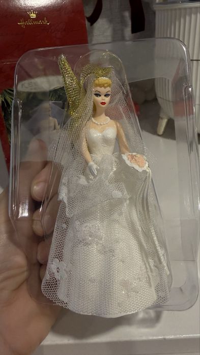 Новогодние игрушки Барби